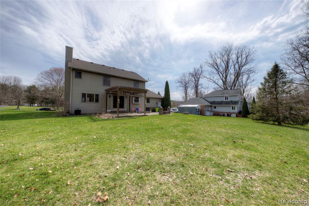 4570 River Hills Court, Brighton, MI 48114 — Photo 78