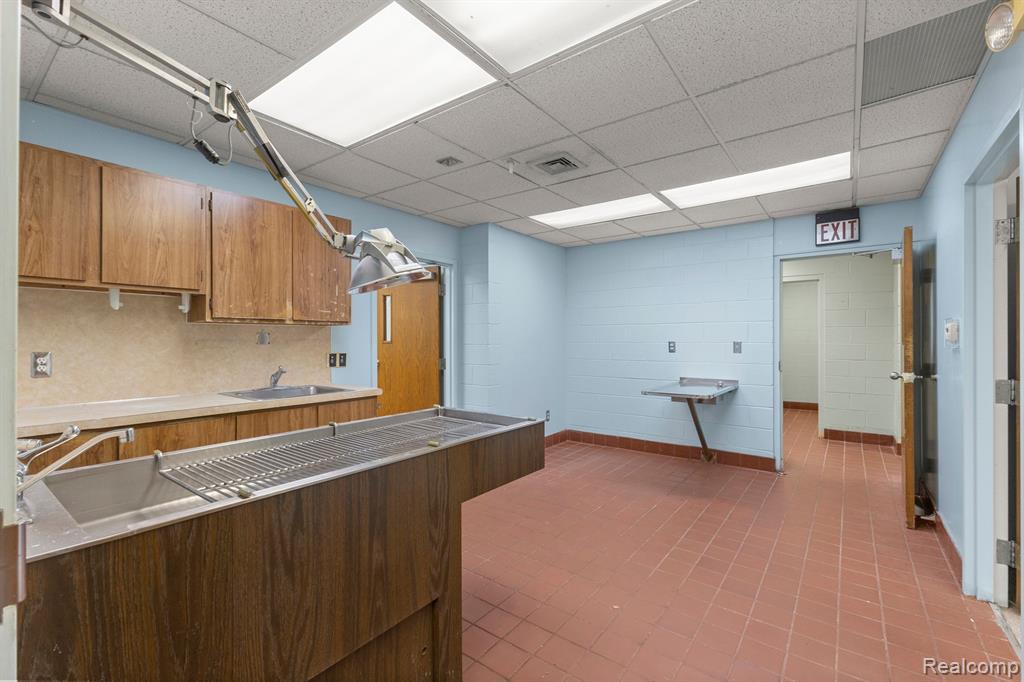 435 SUMPTER Road, Van Buren, MI 48111 — Photo 32