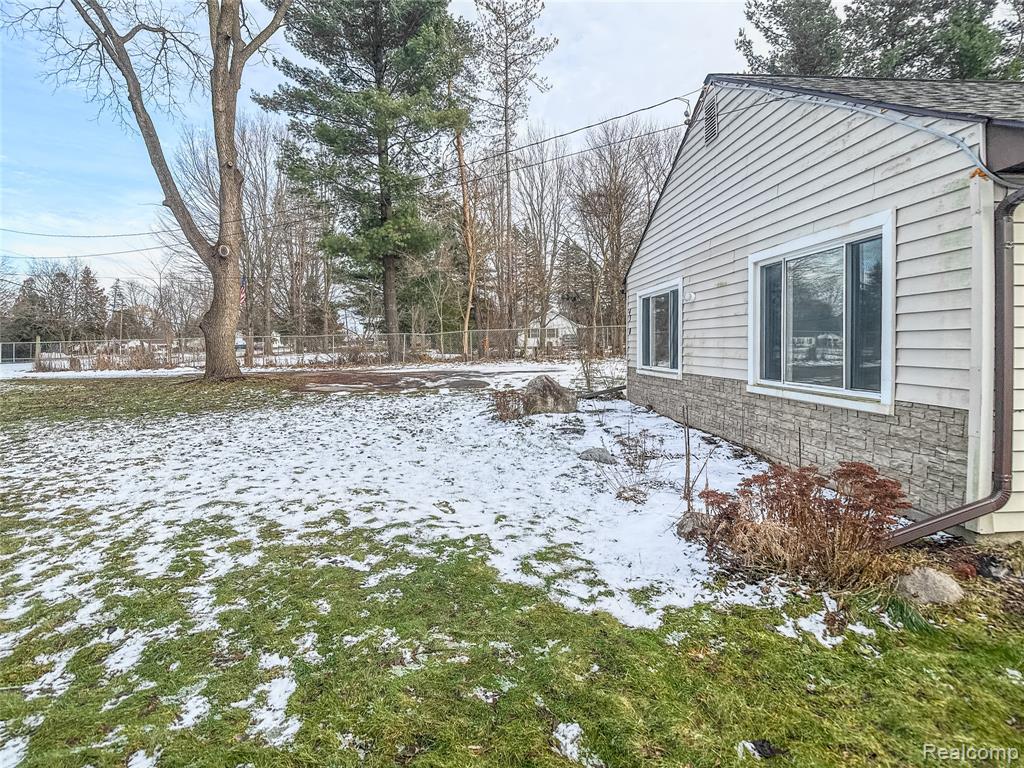 4390 E Mount Morris Road, Genesee, MI 48458 — Photo 11