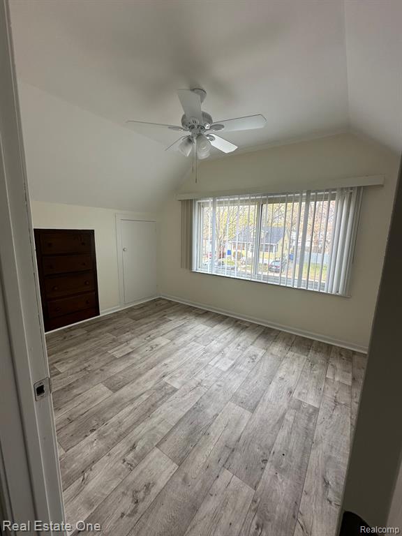 7060 ORCHARD Avenue, Warren, MI 48091 — Photo 16