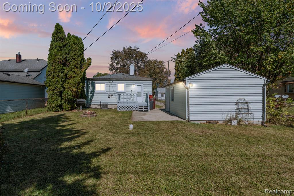 8610 Central, Center Line, MI 48015 — Photo 25