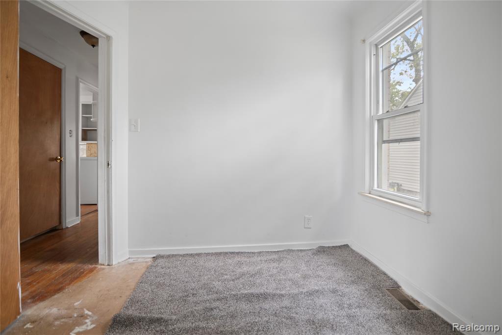 769 Coolidge Avenue, Clawson, MI — Photo 18