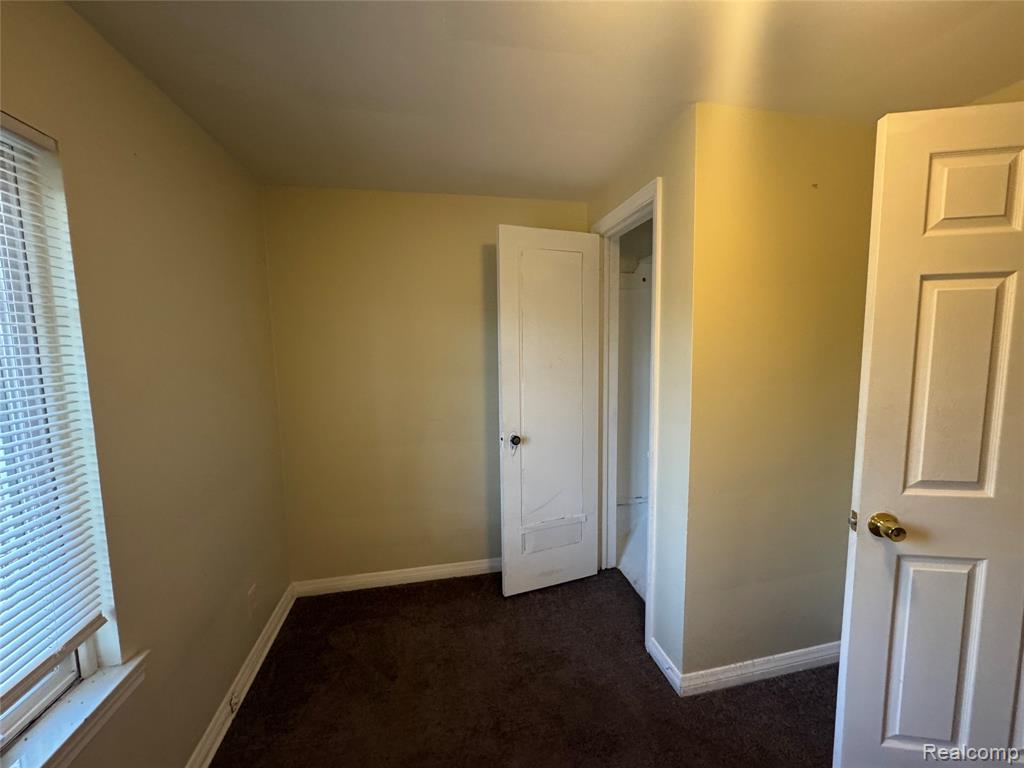 9801 Kensington Avenue, Detroit, MI 48224 — Photo 6
