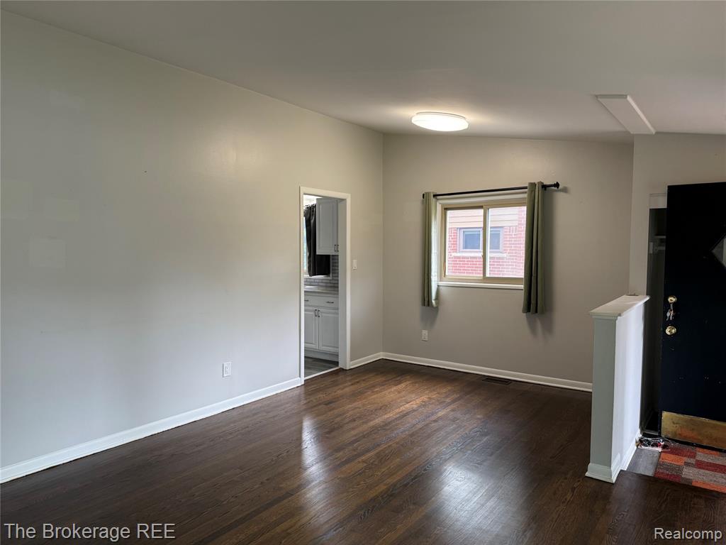 9248 Idaho Street, Livonia, MI 48150 — Photo 6