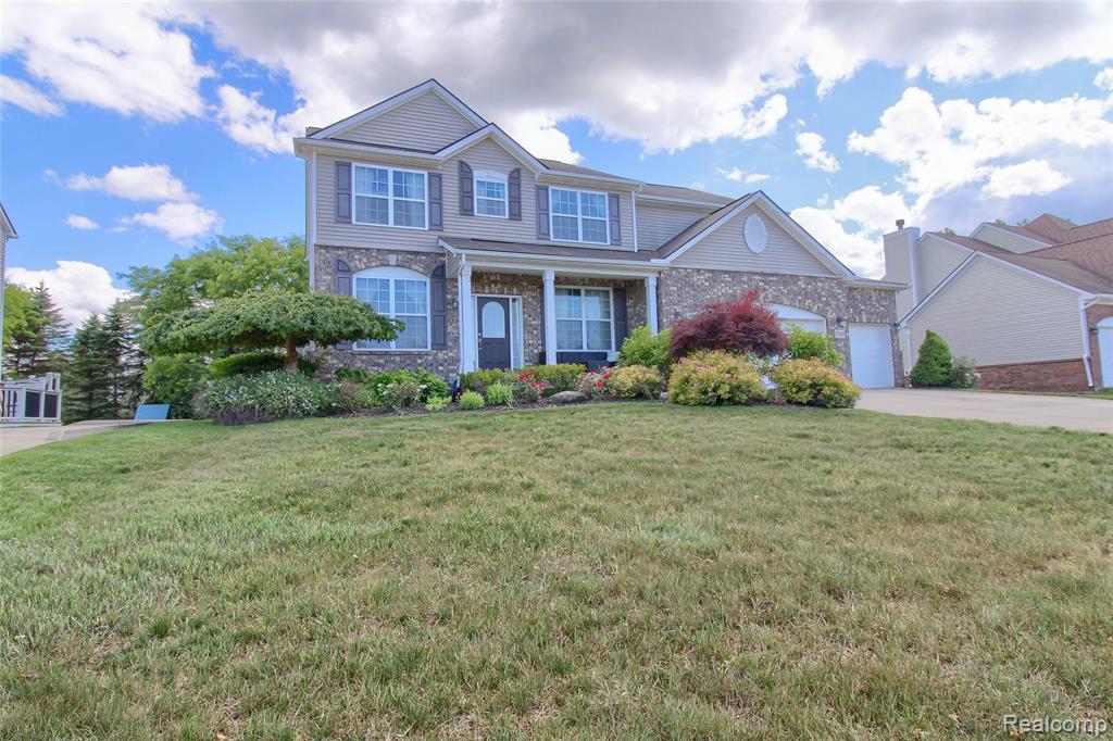 57649 Blossom Valley Trail, New Hudson, MI 48165 — Photo 2
