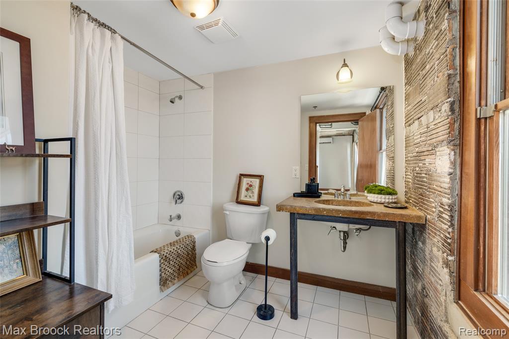 2915 John R Street, 509, Detroit, MI 48201 — Photo 17