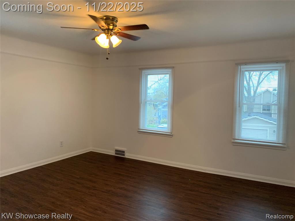 462 Algene Street, Lake Orion, MI 48362 — Photo 22