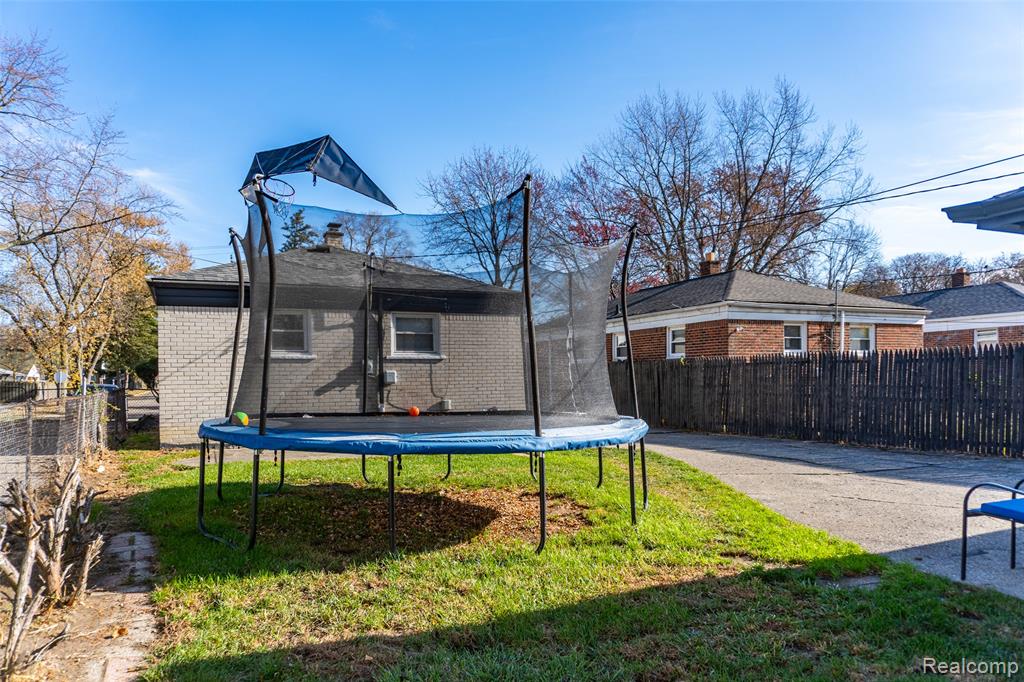 11769 W Parkway Street, Detroit, MI 48239 — Photo 26