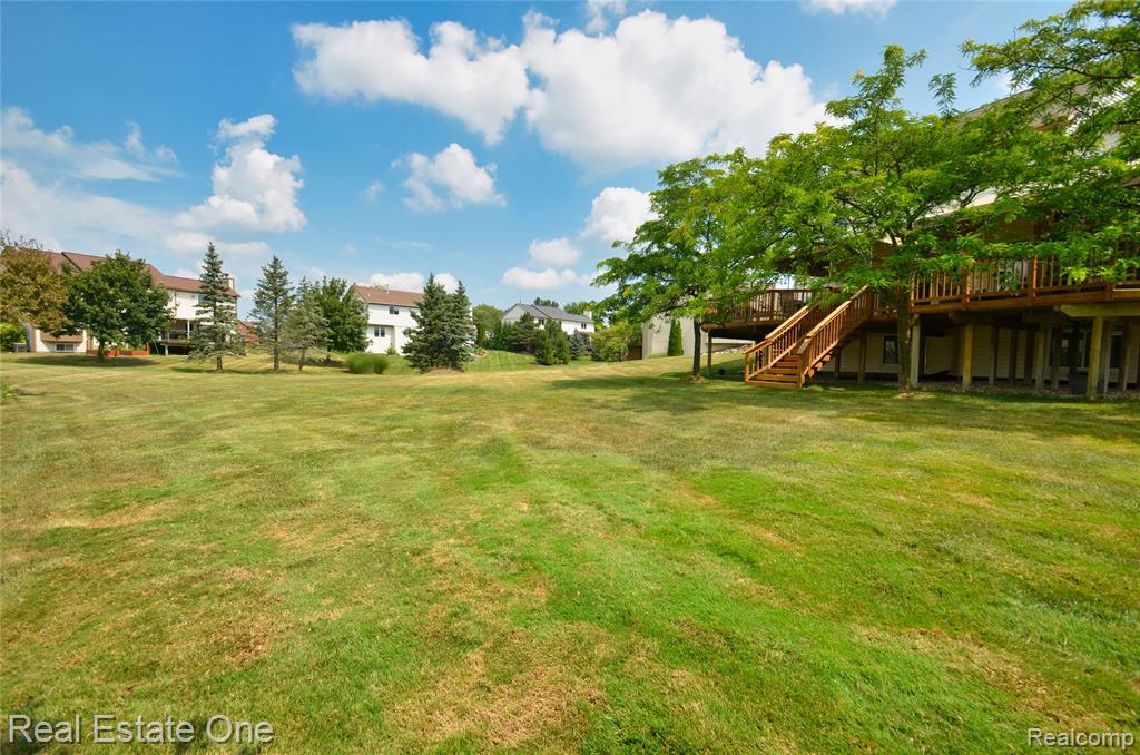 2092 Westview Court, Orion, MI — Photo 46