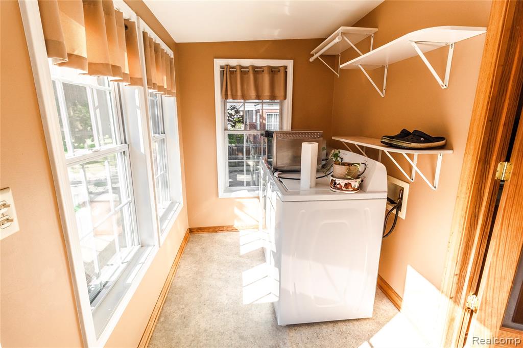 847 N Main Street, Lapeer, MI 48446 — Photo 13