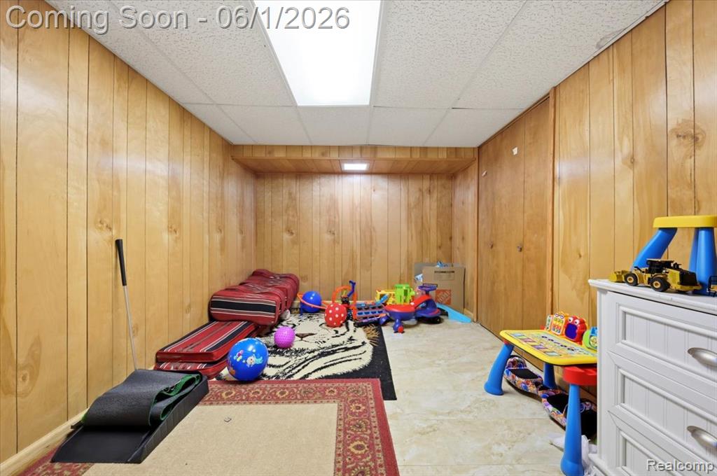 8271 Arnold Street, Dearborn Heights, MI 48127 — Photo 10