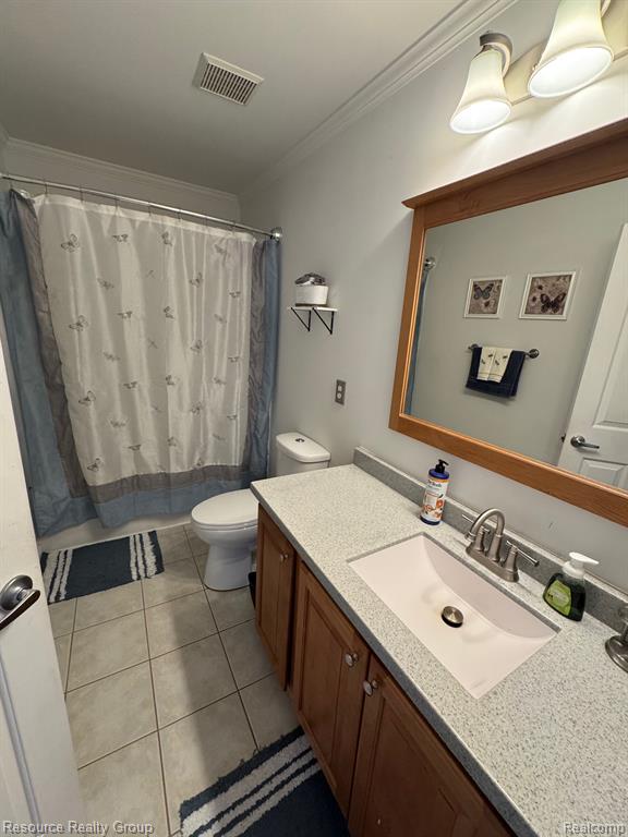 21788 CELESTIAL Circle, Pinckney, MI 48169 — Photo 15