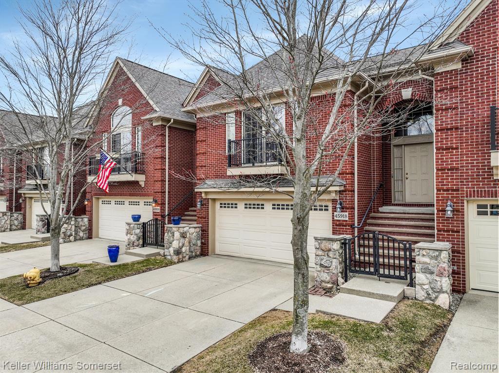 45918 DUTTON Drive, Macomb, MI 48044 — Photo 4