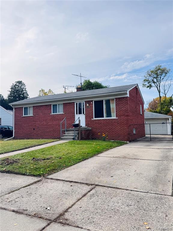22269 Curie Avenue, Warren, MI 48091