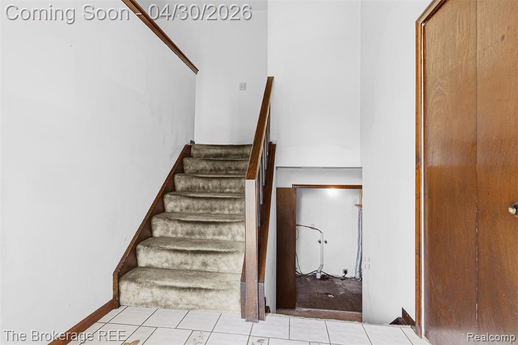 5380 Prentis Road, Waterford, MI 48327 — Photo 8
