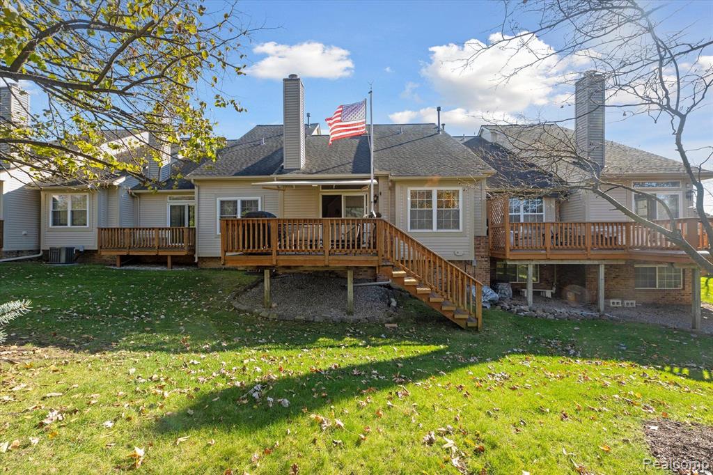 31187 LIVINGSTON Drive, Novi, MI 48377 — Photo 26