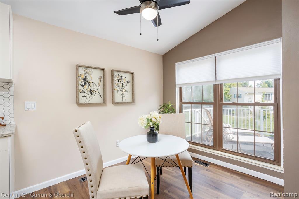 21260 E GLEN HAVEN Circle, Northville, MI 48167 — Photo 13