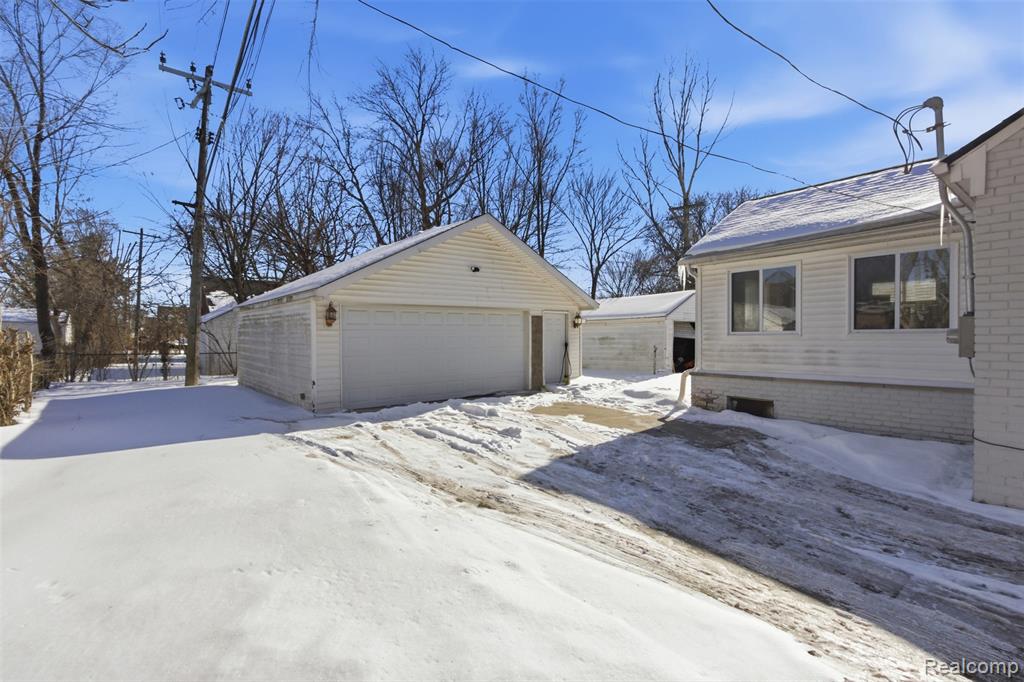 11160 Worden Street, Detroit, MI 48224 — Photo 17