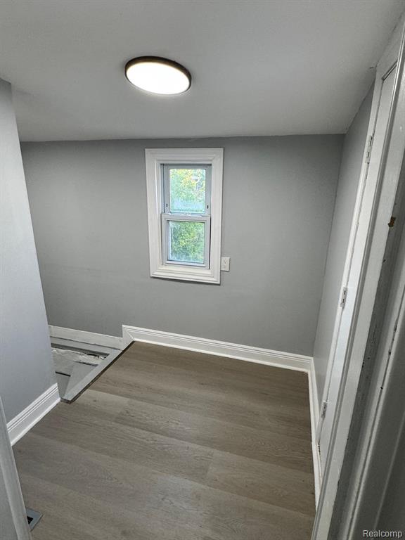 8463 Paige Avenue, Warren, MI 48089 — Photo 17
