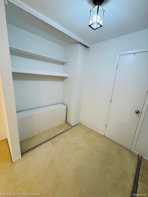 5720 Beauchamp, West Bloomfield, MI — Photo 28