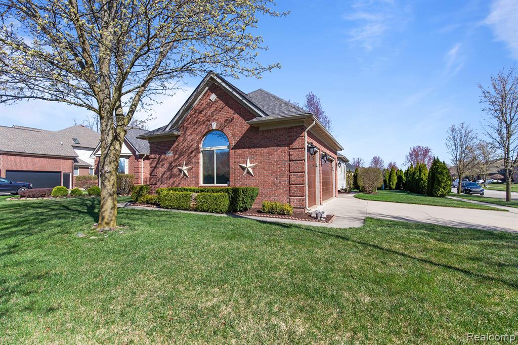 7689 BIRCH Lane, Shelby Twp, MI 48316 — Photo 3