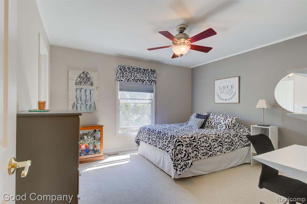 51250 W HILLS Drive, Plymouth, MI 48170 — Photo 39