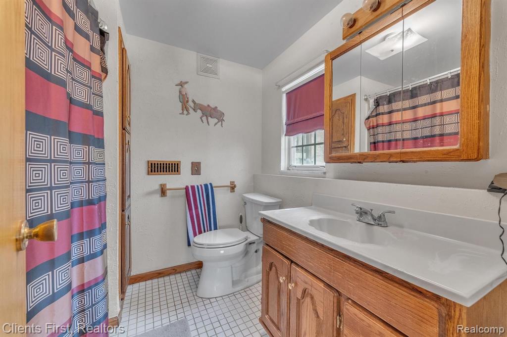 700 TOLL Street, Monroe, MI 48162 — Photo 19