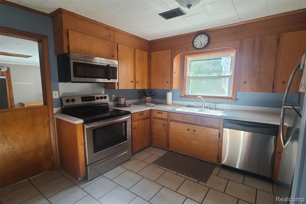 7710 N Us Highway 23, Oscoda, MI 48750 — Photo 20