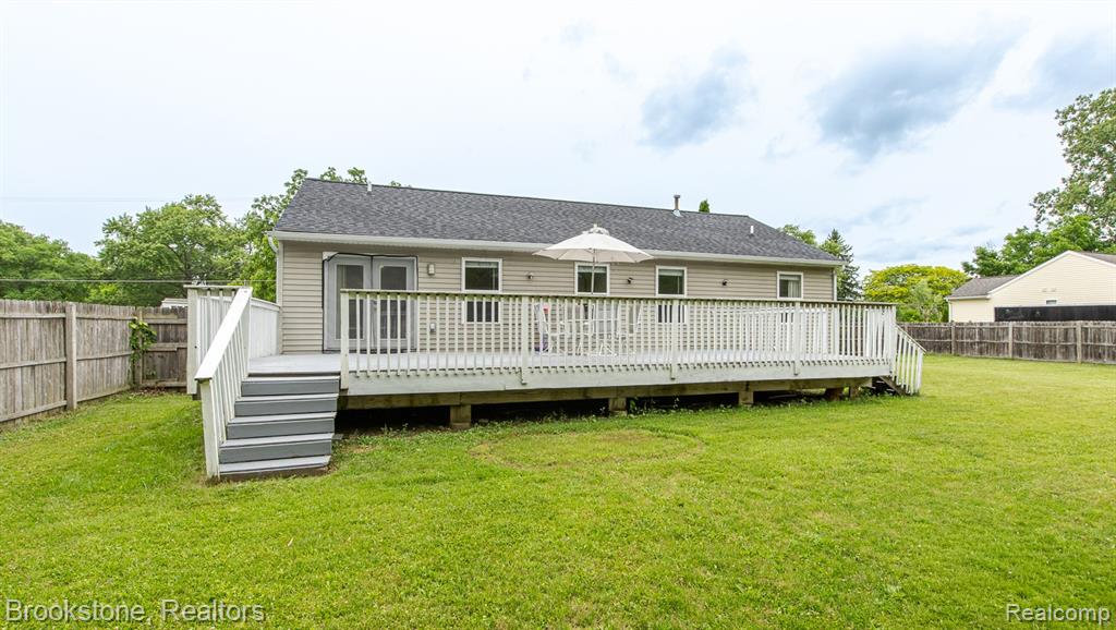 5039 Auker Drive, Grand Blanc, MI 48507 — Photo 37