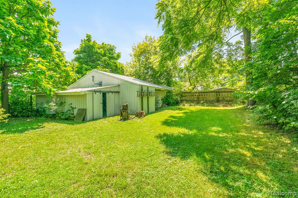 2327 FOSS Street, Ann Arbor, MI 48103 — Photo 19