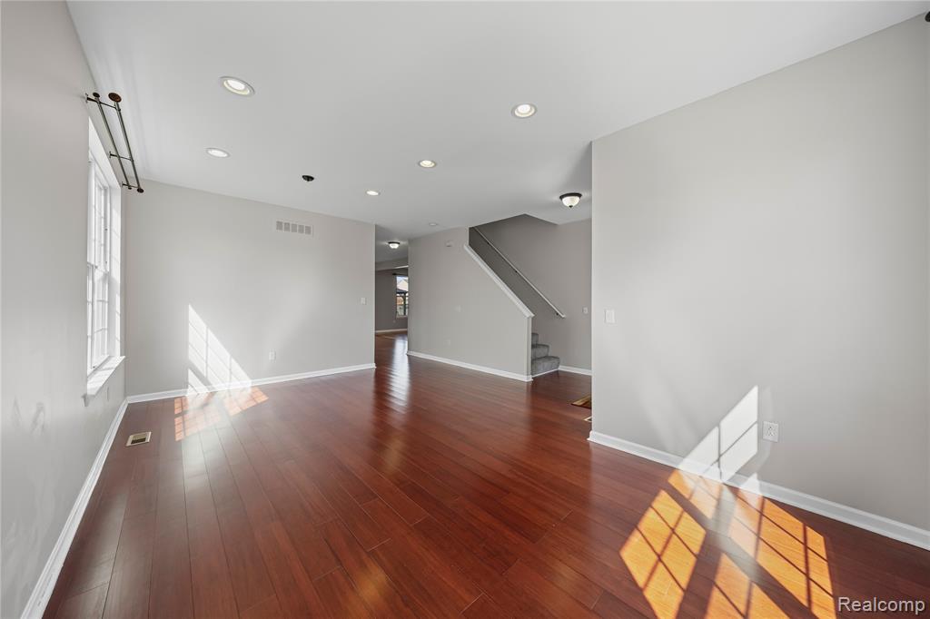 42613 Meridian Drive, Sterling Heights, MI 48313 — Photo 6