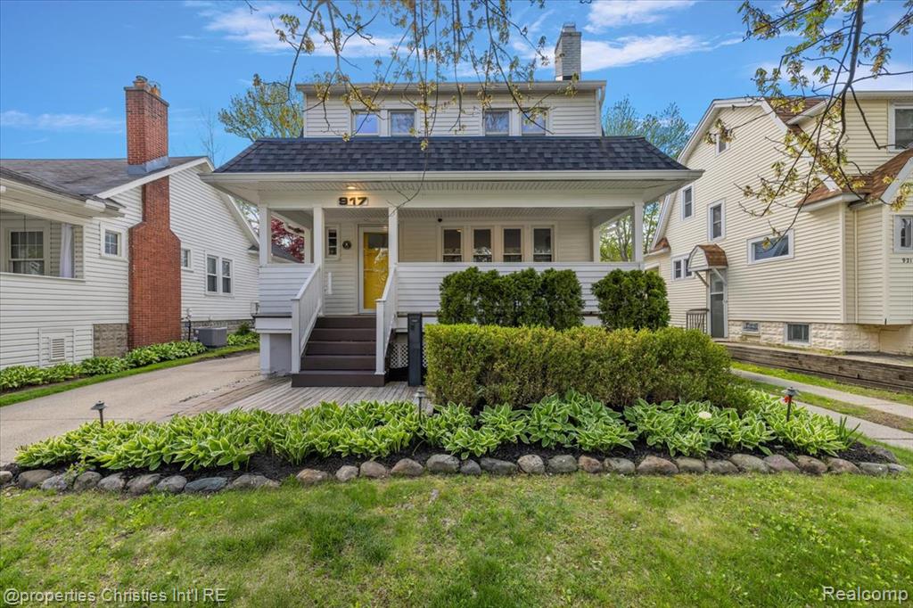 917 Maplegrove Avenue, Royal Oak, MI 48067 — Photo 2
