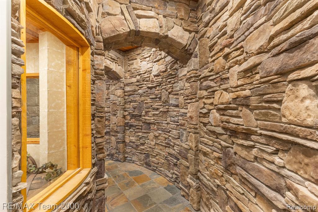 44348 CYPRESS POINT Drive, Northville, MI 48168 — Photo 49
