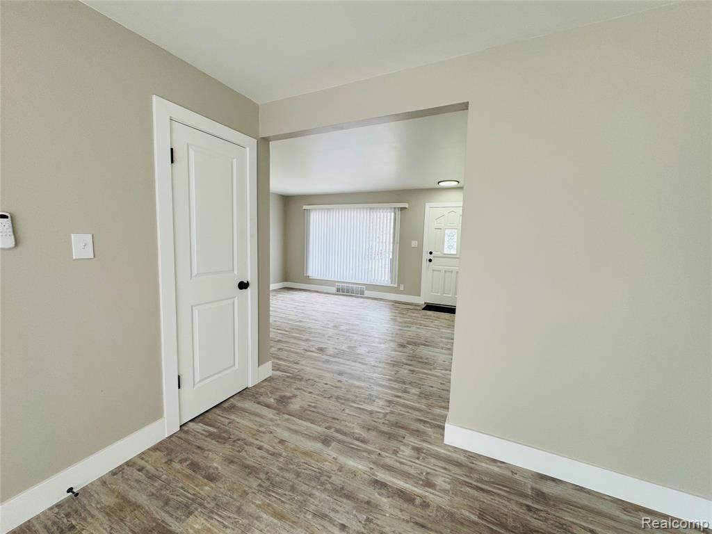 4711 Rosewold Avenue, Royal Oak, MI 48073 — Photo 13