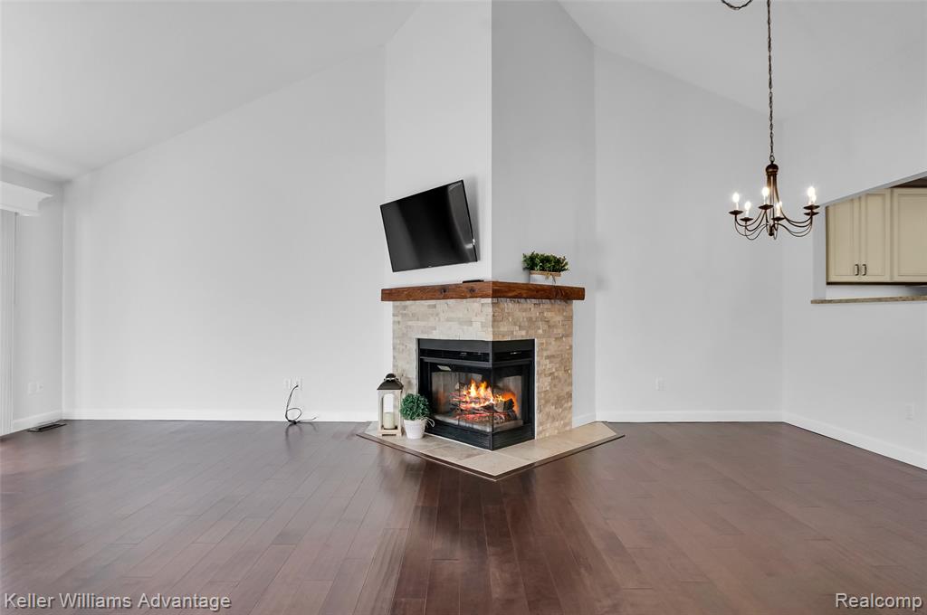 2750 Maple Forest Drive, Wixom, MI 48393 — Photo 12