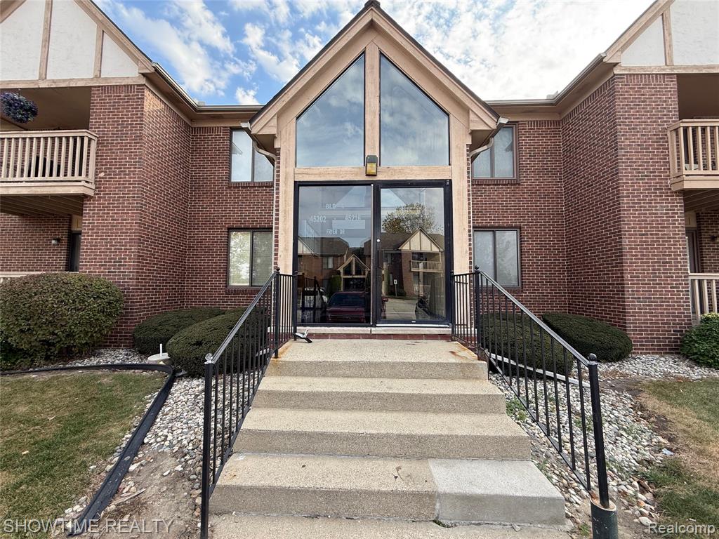 45204 Fryer Drive, Macomb, MI 48044 — front exterior