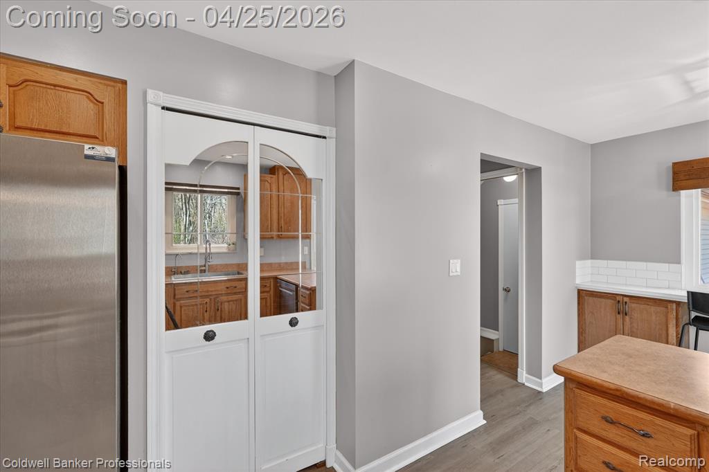 8303 Belle Bluff Drive, Grand Blanc, MI 48439 — Photo 13