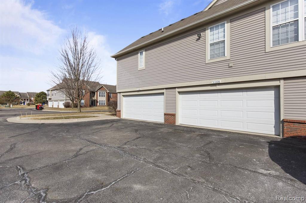 51828 LIONEL Lane, Chesterfield, MI — Photo 28