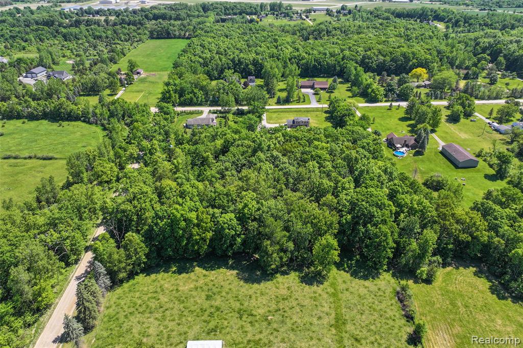 3075 Crandall Road, Howell, MI 48855 — Photo 9