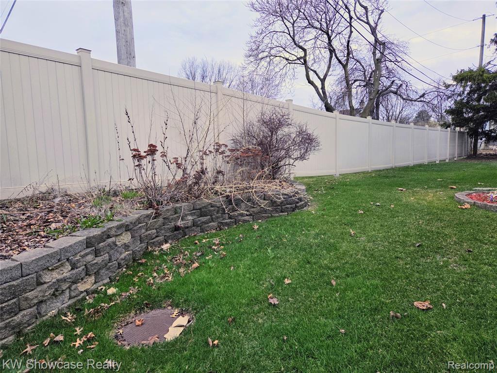 4031 Heatherwood Court Heatherwood Ct, Warren, MI 48092 — Photo 32