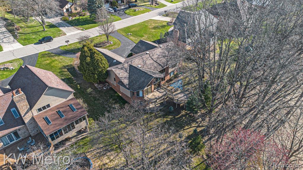 6545 PARK VALLEY Drive, Clarkston, MI 48348 — Photo 46