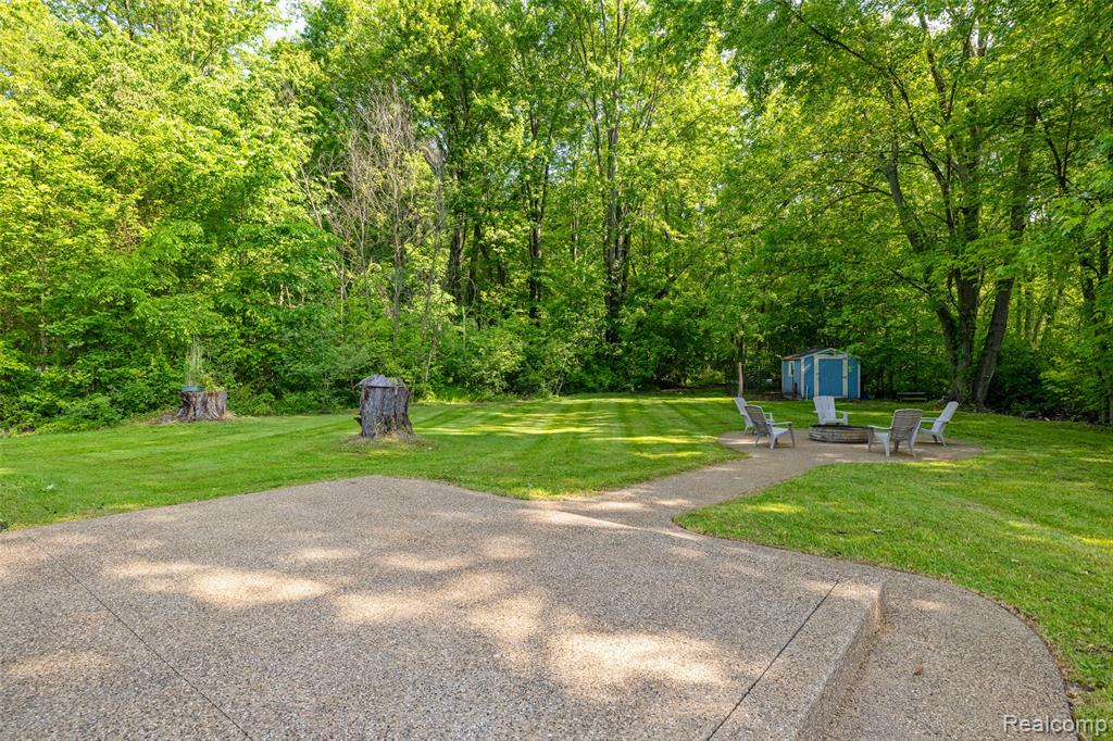 6590 Swartout Road, Clay, MI 48001 — Photo 38