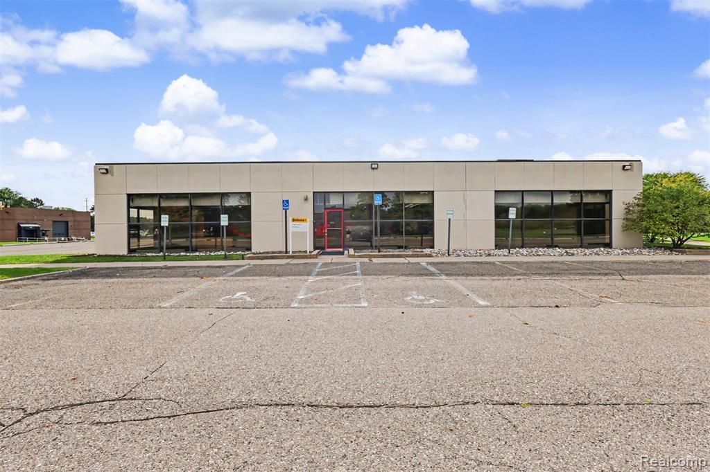 15201 Mercantile Drive, Dearborn, MI 48120