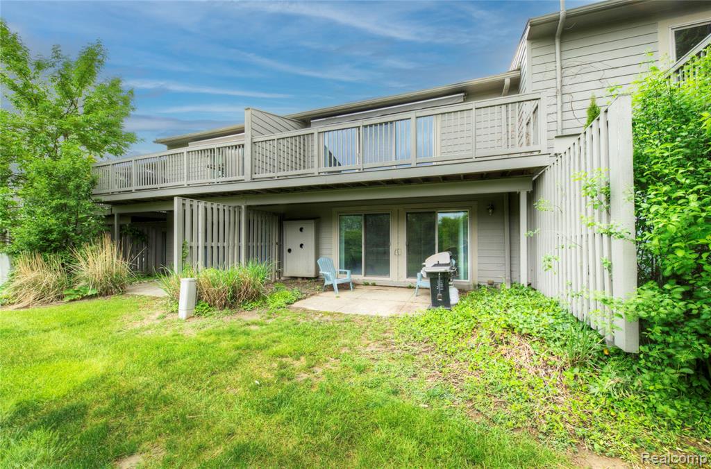 671 Watersedge Drive, Ann Arbor, MI 48105 — Photo 22