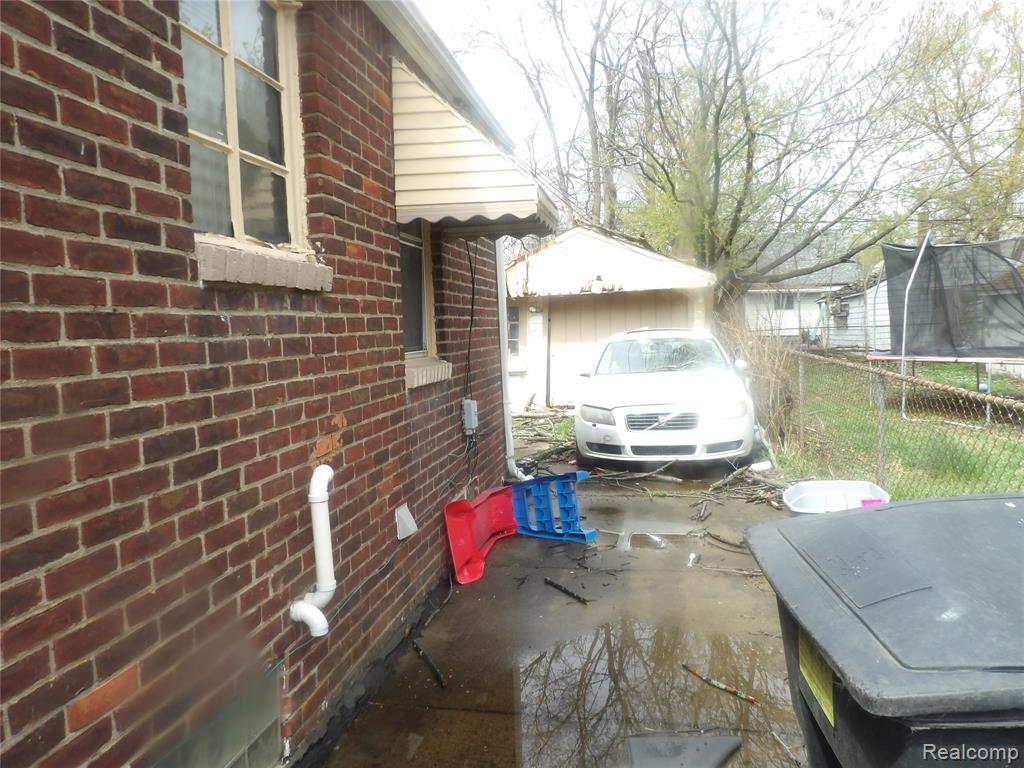 10945 Peerless Street, Detroit, MI 48224 — Photo 8