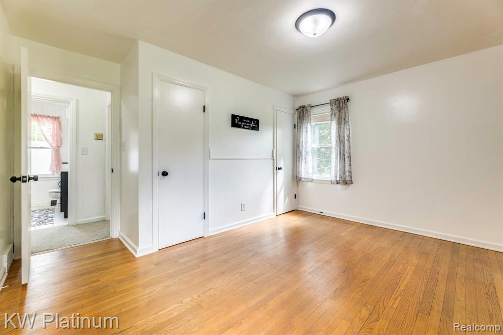 5930 Gratiot Avenue, St. Clair, MI 48079 — Photo 16