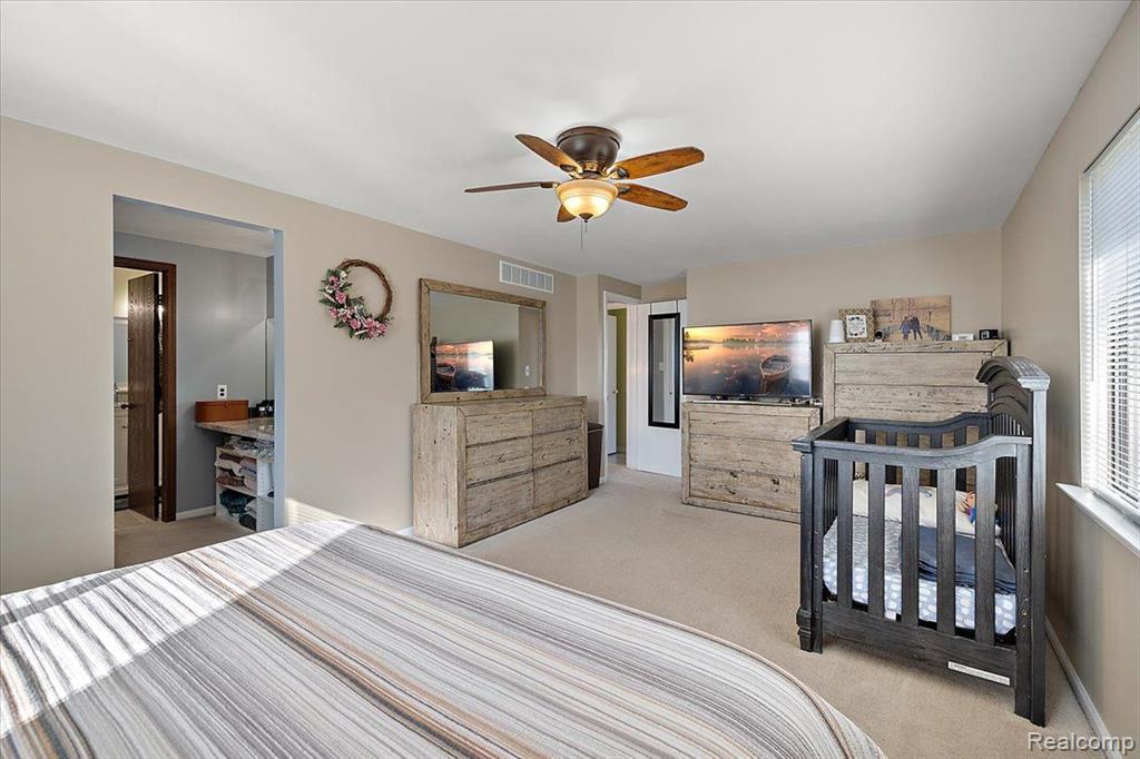5621 SALLY Road, Clarkston, MI 48348 — Photo 22
