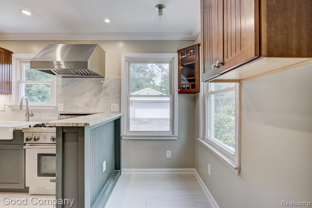 4003 Edgar Avenue, Royal Oak, MI 48073 — Photo 8