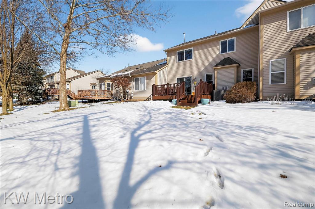 8181 Springdale Drive, White Lake, MI — Photo 41