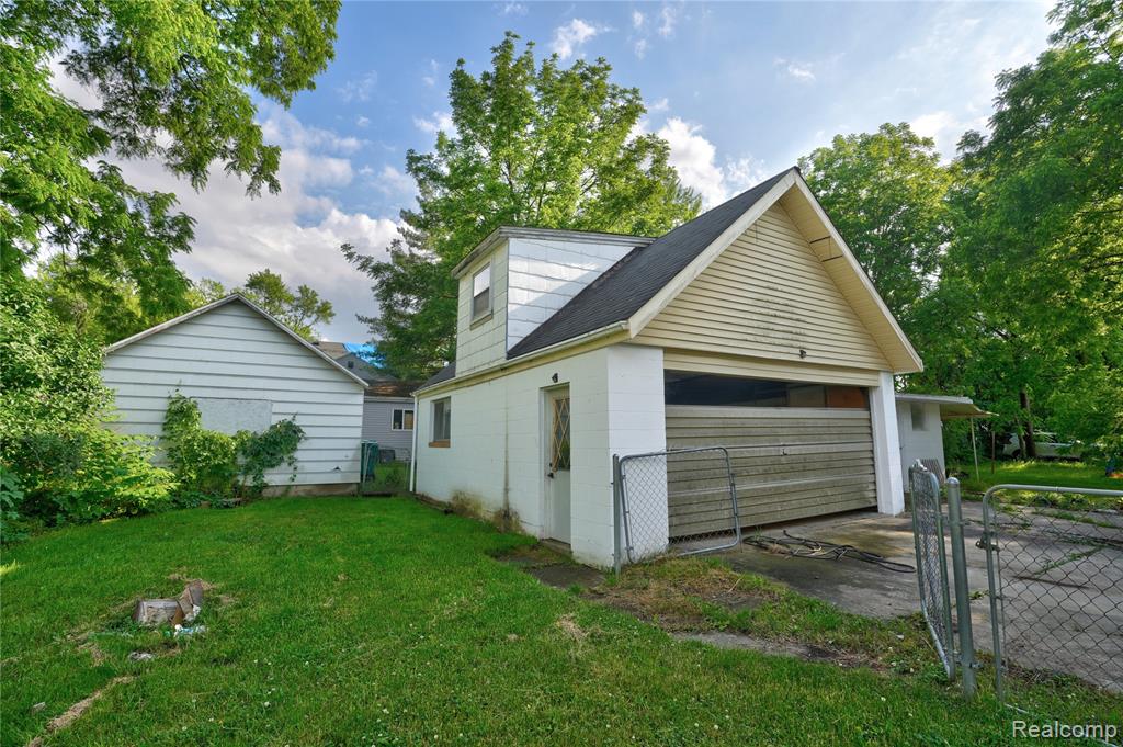 1128 Maginn Court, Mount Morris, MI 48458 — Photo 18